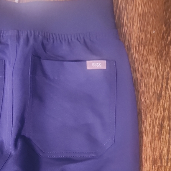 Figs High Waisted Yolo Scrub NWT XXS - Picture 7 of 7